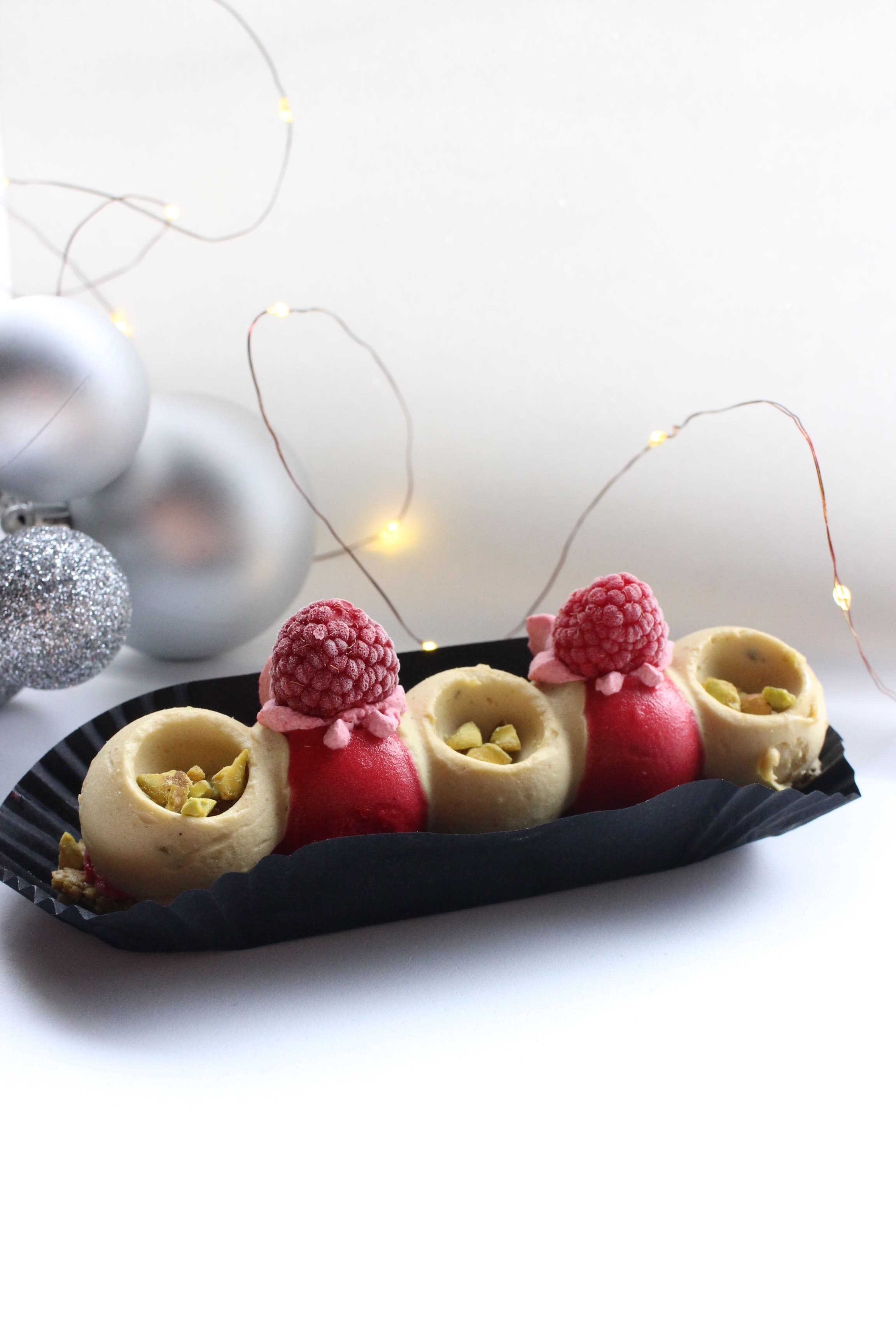 Bûchette pistache framboise